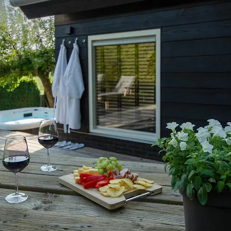 بيت للعطل 't Witte Met Jacuzzi Optioneel Klundert